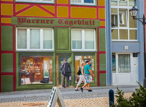Susanne und Anja mit dem Planwagen durch die Uckermark (2015)