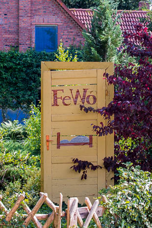 Susanne und Anja mit dem Planwagen durch die Uckermark (2015)